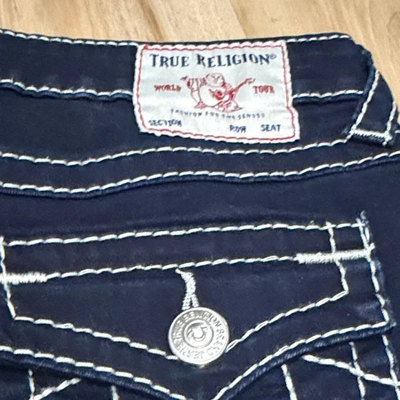True Religion Black Skinny Jeans with Contrast White Stitching - Picture 8 of 10
